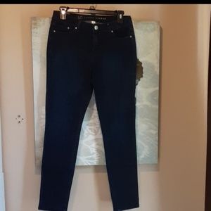 Lauren Conrad Dark Wash Straight Leg Jeans 6